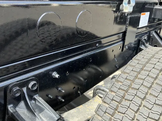 いすゞ フォワード 2RG-FRR90S2(2WD)の写真18