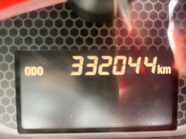 いすゞ フォワード 2RG-FRR90S2(2WD)の写真25