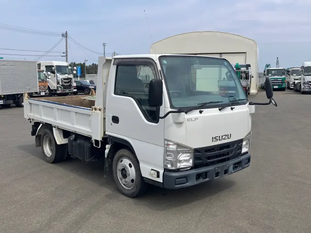 いすゞ エルフ TPG-NKR85AD(2WD)の写真2