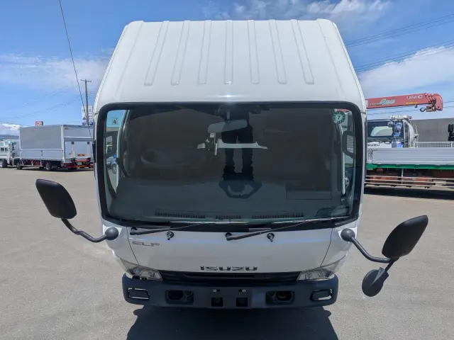 いすゞ エルフ TPG-NKR85AD(2WD)の写真23
