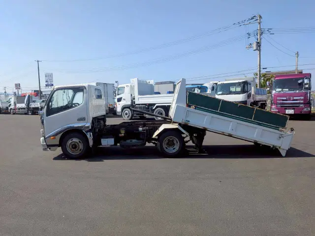 日野 デュトロ TKG-XZU620T(2WD)の写真5