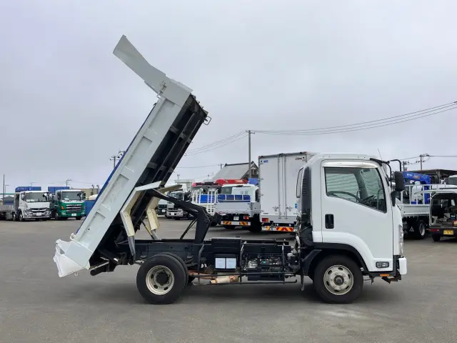 いすゞ フォワード SKG-FRR90S1(2WD)の写真6