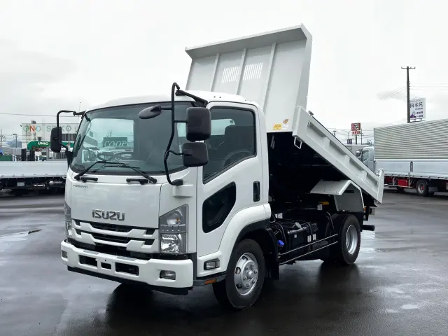 いすゞ フォワード 2PG-FRR90S1(2WD)の写真1