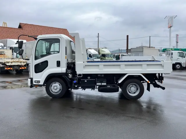 いすゞ フォワード 2PG-FRR90S1(2WD)の写真7