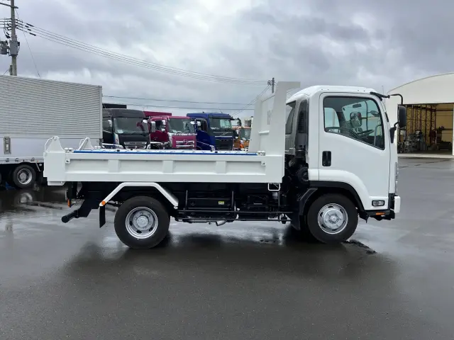 いすゞ フォワード 2PG-FRR90S1(2WD)の写真8