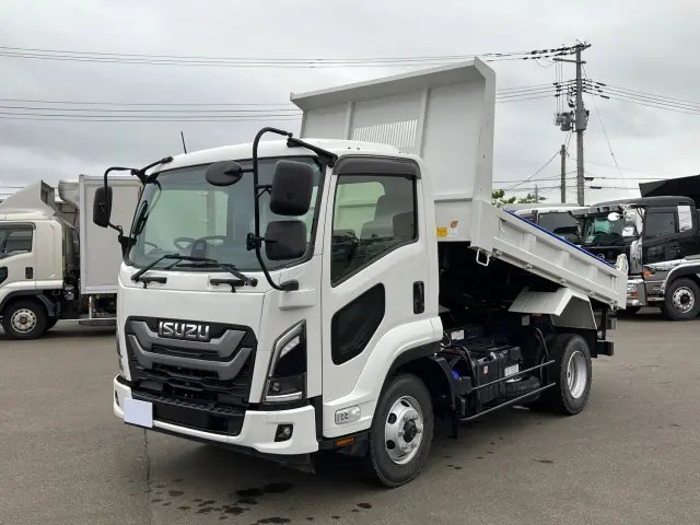 いすゞ フォワード 2RG-FRR90S3(2WD)の写真1