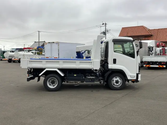 いすゞ フォワード 2RG-FRR90S3(2WD)の写真8