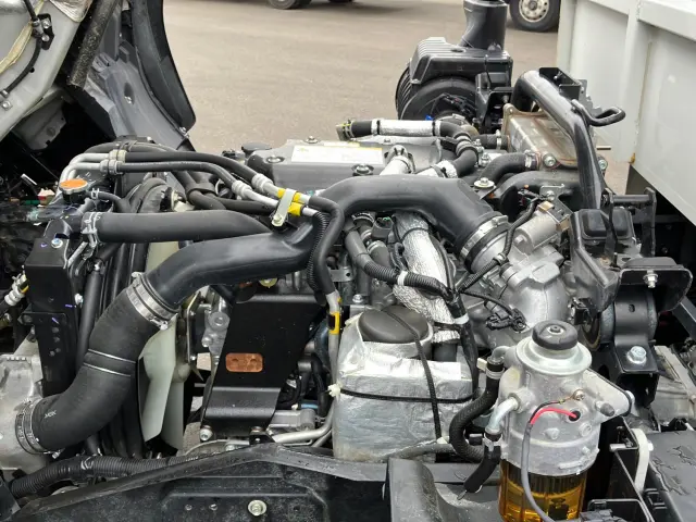 いすゞ フォワード 2RG-FRR90S3(2WD)の写真17