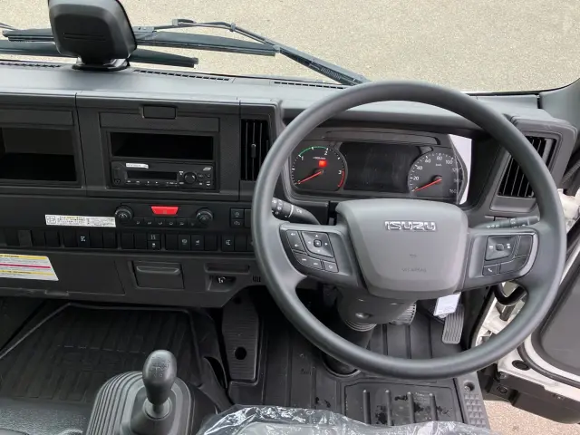 いすゞ フォワード 2RG-FRR90S3(2WD)の写真21