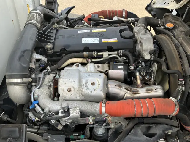 いすゞ エルフ 2RG-NJR88AN(2WD)の写真21