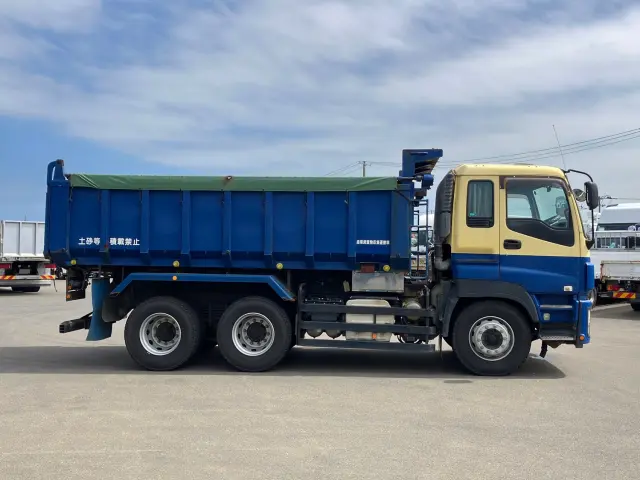 いすゞ ギガ LKG-CXZ77AT(6x4)の写真8