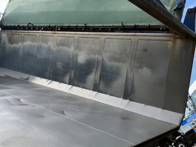 いすゞ ギガ LKG-CXZ77AT(6x4)の写真13