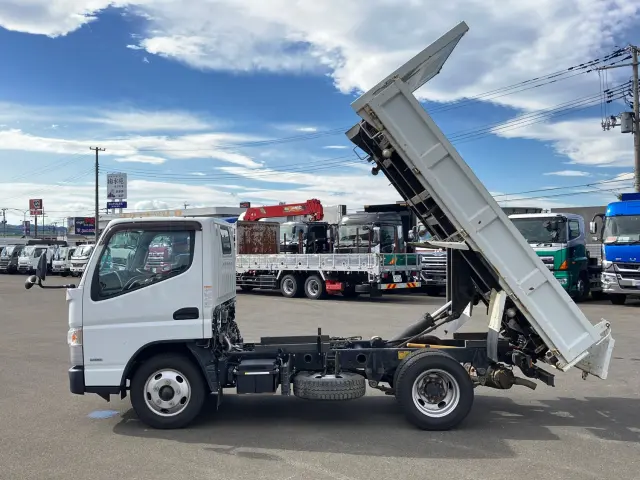 三菱 キャンター TPG-FBA60(2WD)の写真5