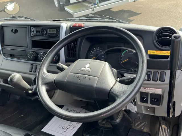 三菱 キャンター TPG-FBA60(2WD)の写真21