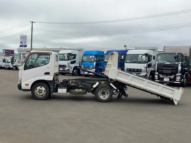 日野 デュトロ TKG-XZU620T(2WD)の写真5