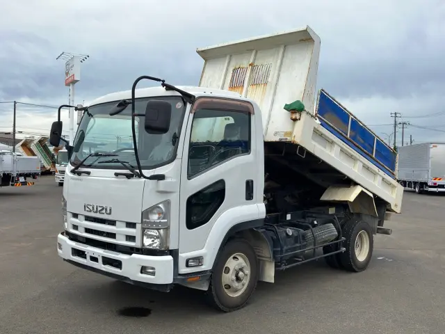 いすゞ フォワード TKG-FRR90S1(2WD)の写真1