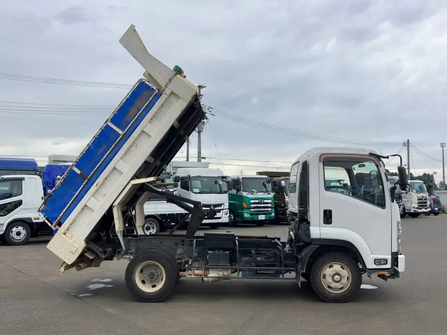 いすゞ フォワード TKG-FRR90S1(2WD)の写真6