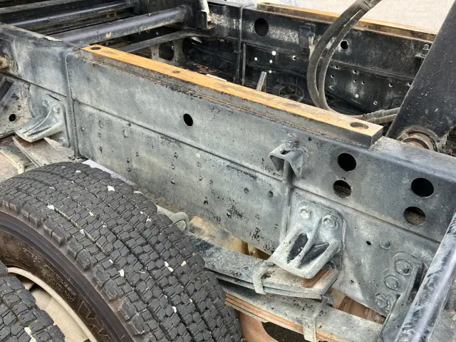 いすゞ フォワード TKG-FRR90S1(2WD)の写真15