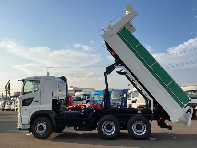 日野 プロフィア 2DG-FS1AGE(6x4)の写真5