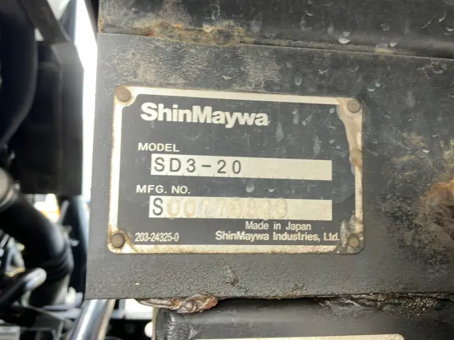 いすゞ エルフ 2PG-NPR88YN(2WD)の写真9