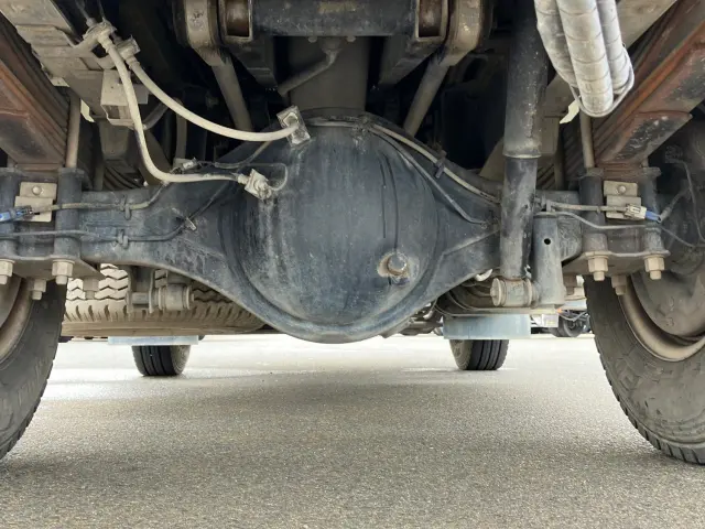 いすゞ エルフ 2PG-NPR88YN(2WD)の写真16