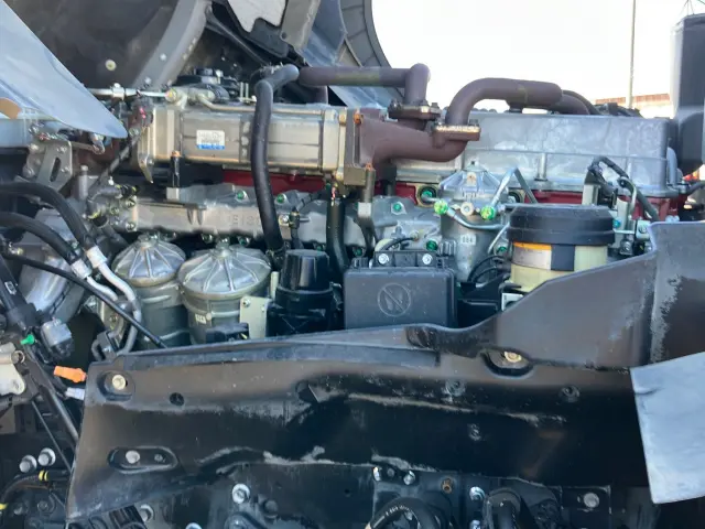 日野 プロフィア 2DG-FS1EGA(6x4)の写真17