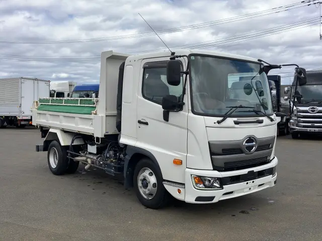 日野 レンジャー 2PG-FD2ABA(2WD)の写真2