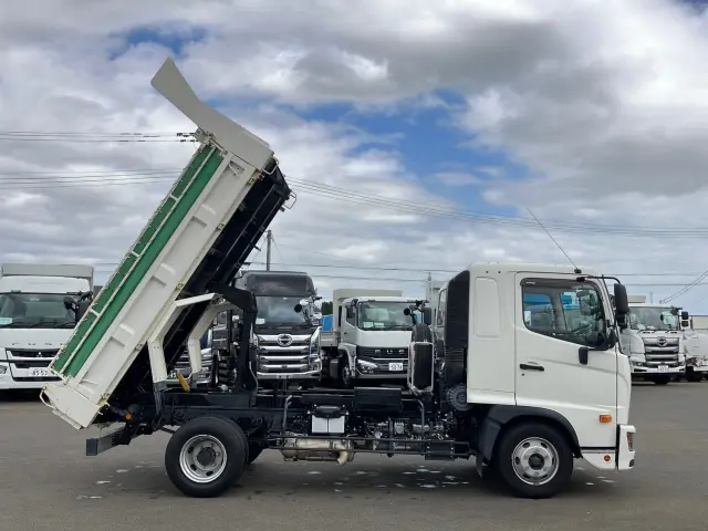 日野 レンジャー 2PG-FD2ABA(2WD)の写真6