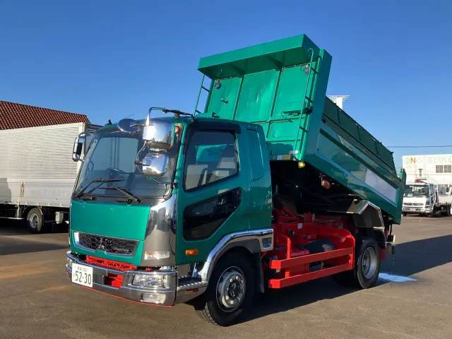 三菱 ファイター 2KG-FK62FZ(2WD)の写真1