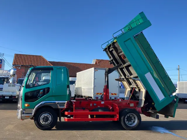 三菱 ファイター 2KG-FK62FZ(2WD)の写真5