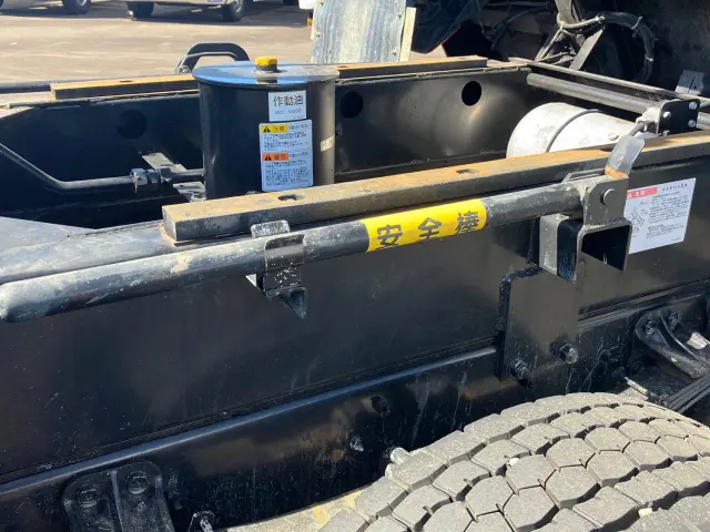 いすゞ フォワード 2RG-FTR90U2(2WD)の写真14