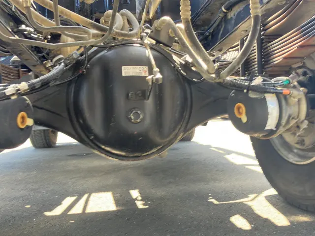 いすゞ フォワード 2RG-FTR90U2(2WD)の写真16