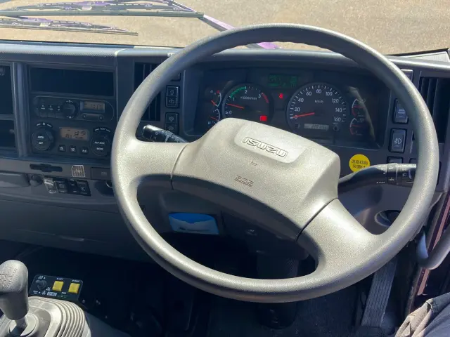 いすゞ フォワード 2RG-FTR90U2(2WD)の写真21
