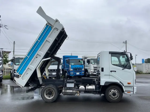 三菱 ファイター 2KG-FK72F(2WD)の写真6