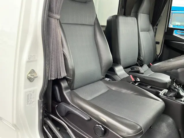 三菱 ファイター 2KG-FK72F(2WD)の写真19