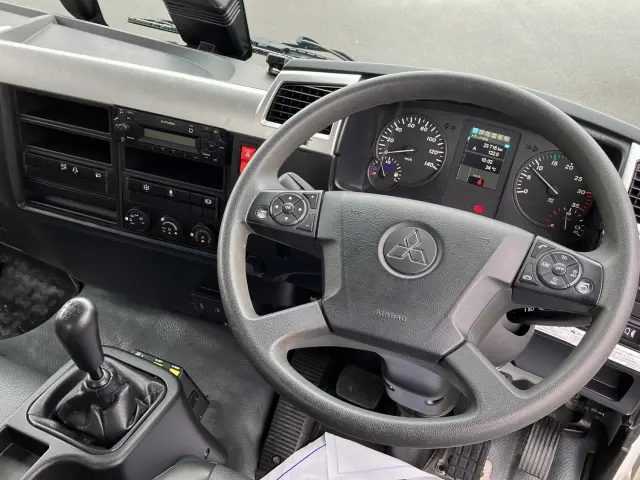 三菱 ファイター 2KG-FK72F(2WD)の写真21