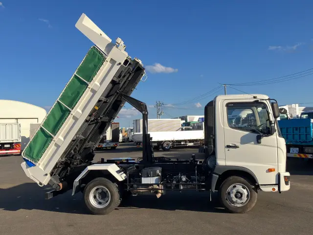 日野 レンジャー 2KG-FC2ABA(2WD)の写真8