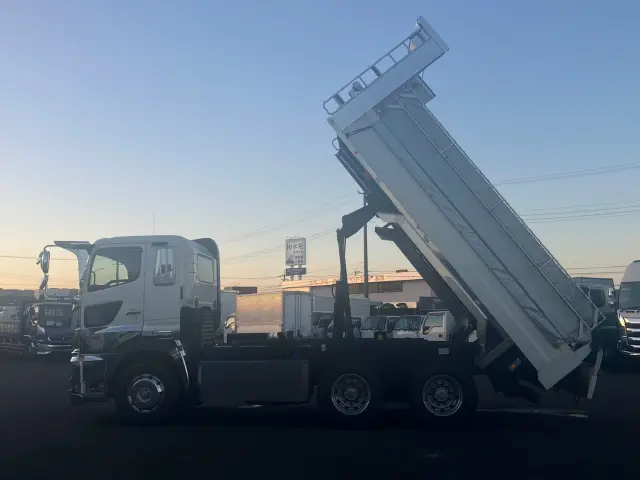 日野 プロフィア 2DG-FS1AGA(6x4)の写真5