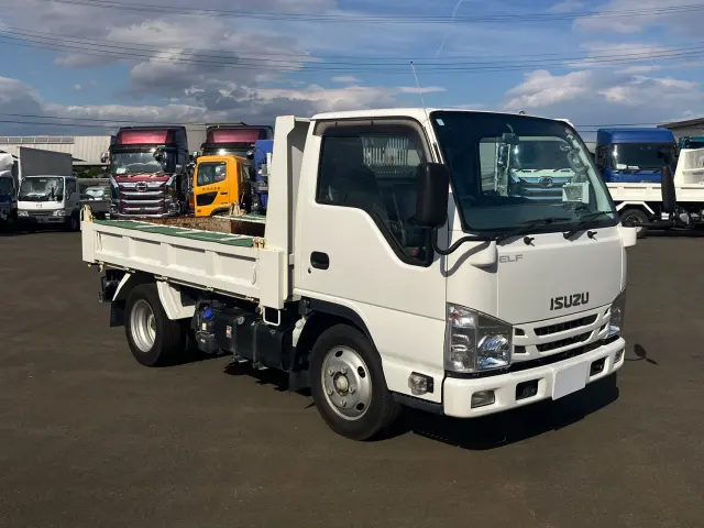 いすゞ エルフ 2RG-NJR88AD(2WD)の写真2