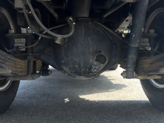 いすゞ エルフ 2RG-NJR88AD(2WD)の写真16