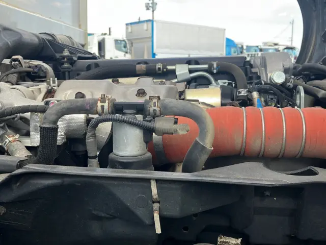 いすゞ エルフ 2RG-NJR88AD(2WD)の写真18