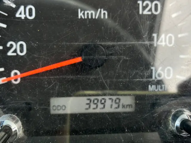 いすゞ エルフ 2RG-NJR88AD(2WD)の写真22