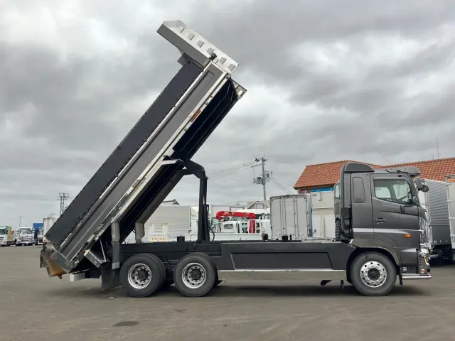 日野 プロフィア 2DG-FS1AJA(6x4)の写真6
