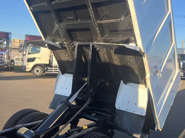 日野 デュトロ TKG-XZU620T(2WD)の写真17