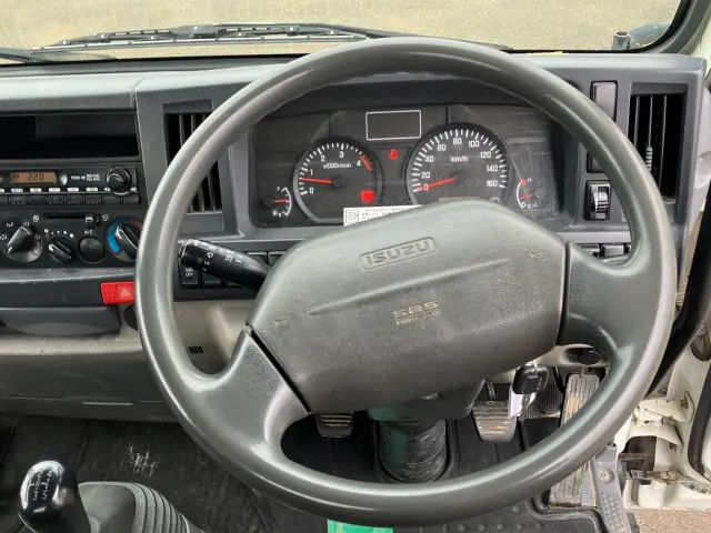 いすゞ エルフ TKG-NJR85AD(2WD)の写真21