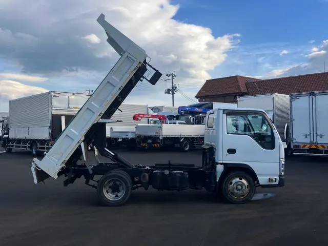 いすゞ エルフ TKG-NJR85AD(2WD)の写真6