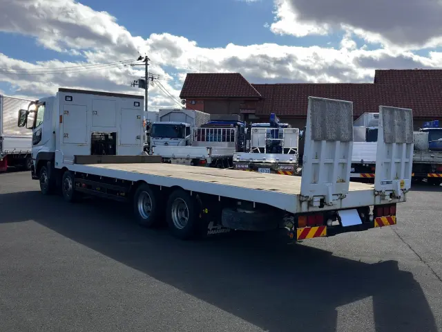 三菱 スーパーグレート QPG-FS60VZ(8x4)の写真4