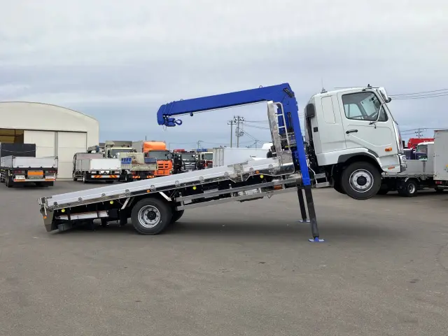 三菱 ファイター 2KG-FK62FZ(2WD)の写真6