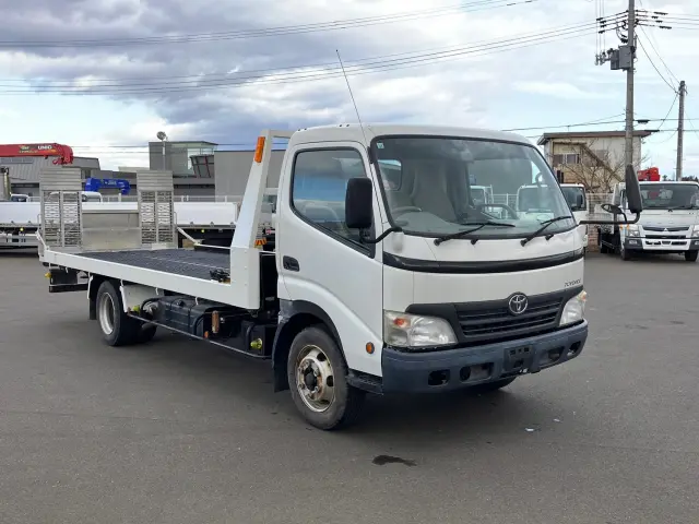 トヨタ トヨエース BDG-XZU424(2WD)の写真2