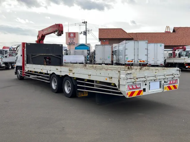 三菱 ファイター 2DG-FQ62F(6x4)の写真4